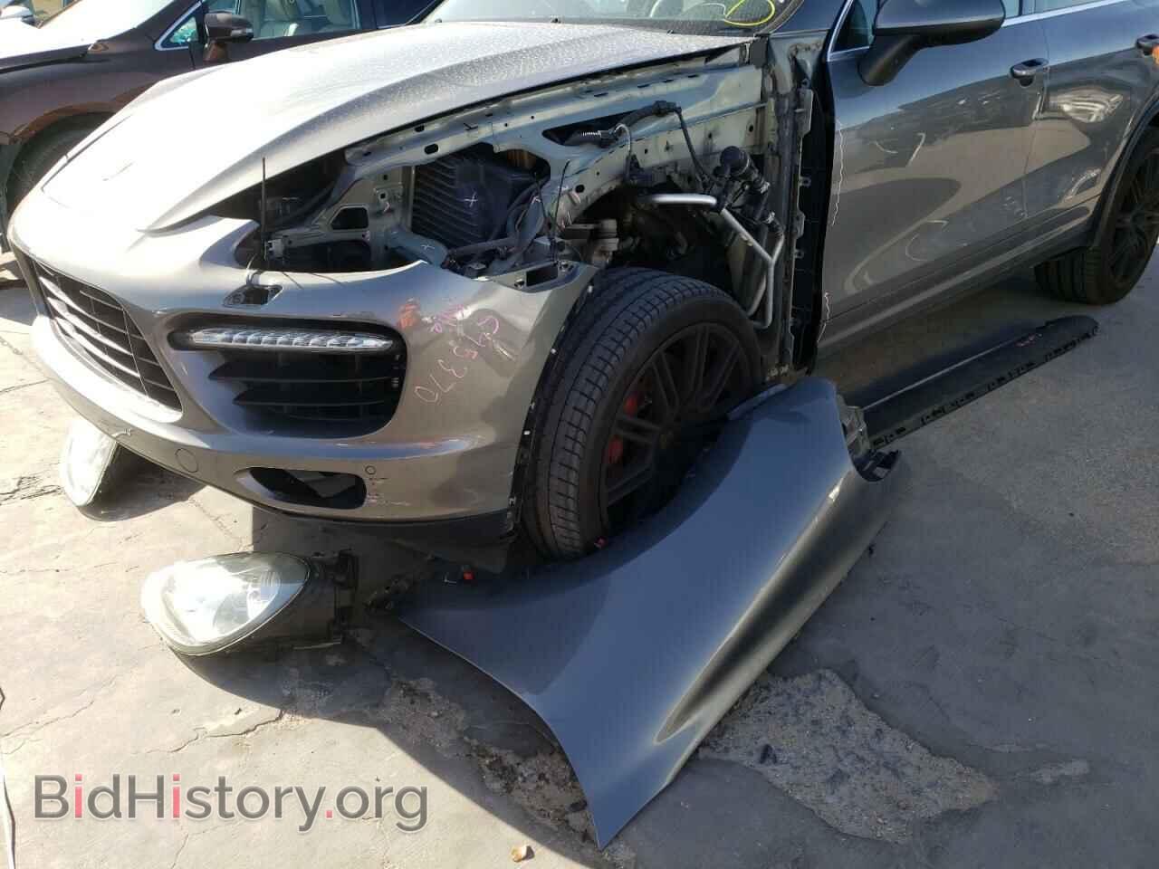 2011 PORSCHE CAYENNE - VIN: WP1AC2A22BLA81588 - Фото 9