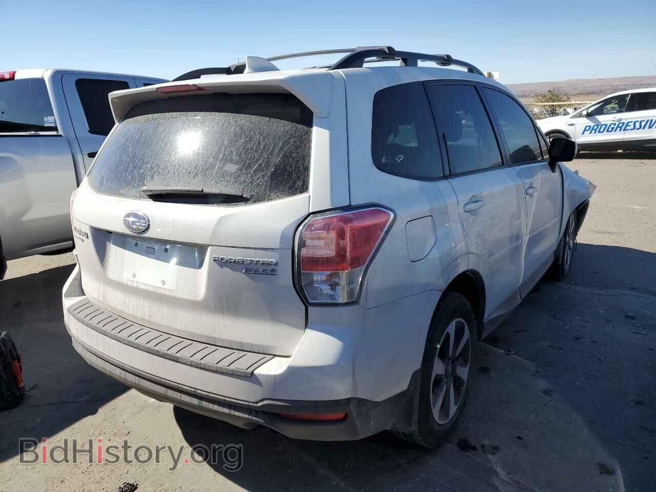 2017 SUBARU FORESTER - VIN: JF2SJAEC0HH466525 - Фото 3