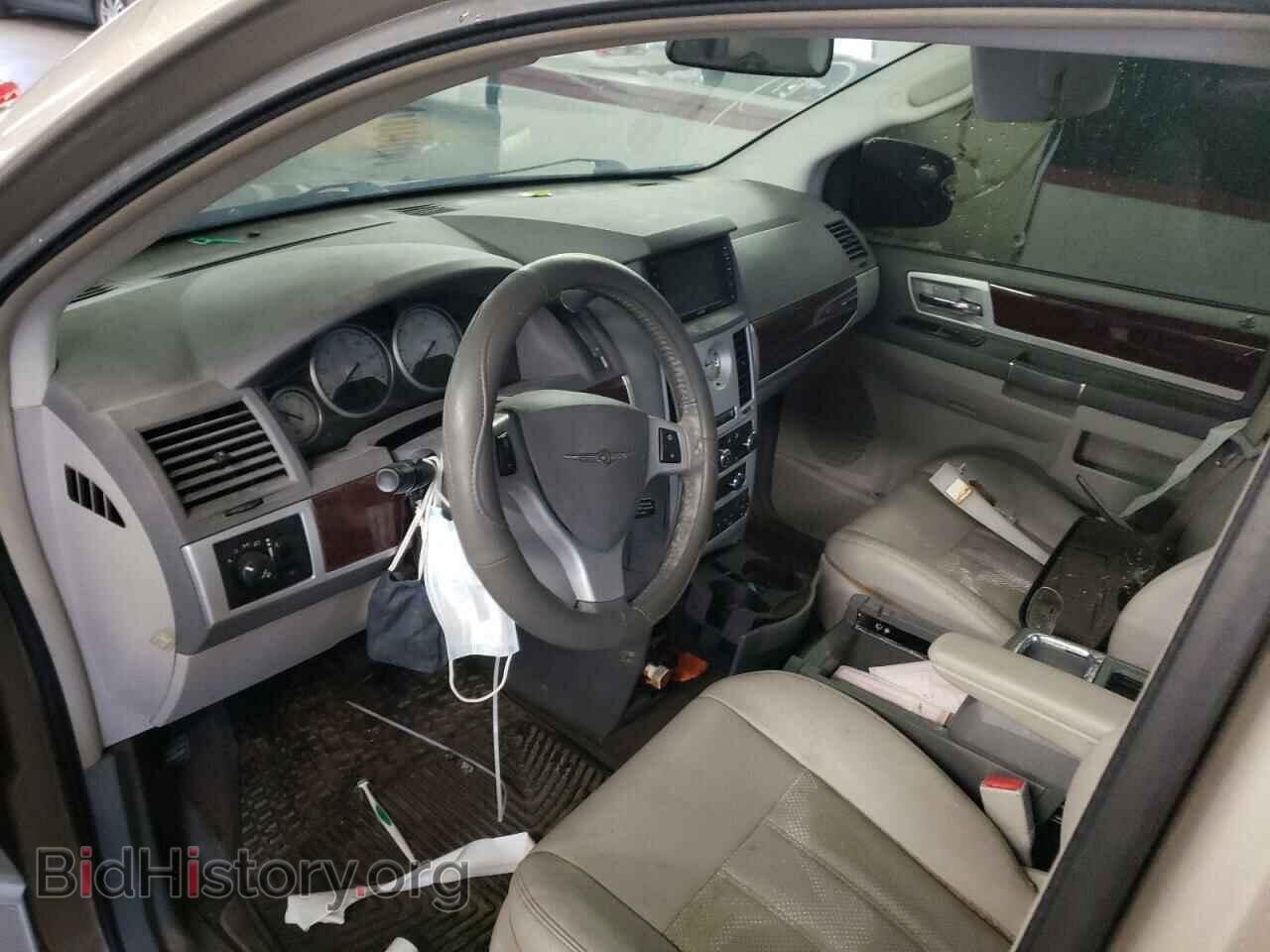 2009 CHRYSLER MINIVAN - VIN: 2A8HR54X79R655135 - Фото 8