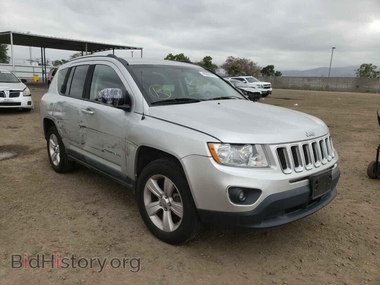 Photo 1J4NT1FA4BD248728 - JEEP COMPASS 2011