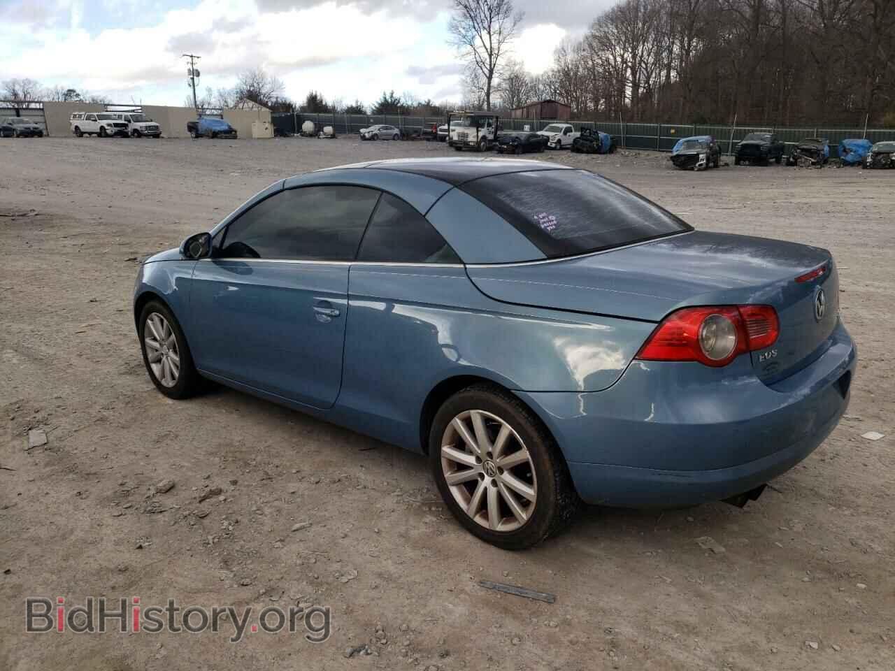 2007 VOLKSWAGEN EOS - VIN: WVWFA71FX7V007716 - Фото 2