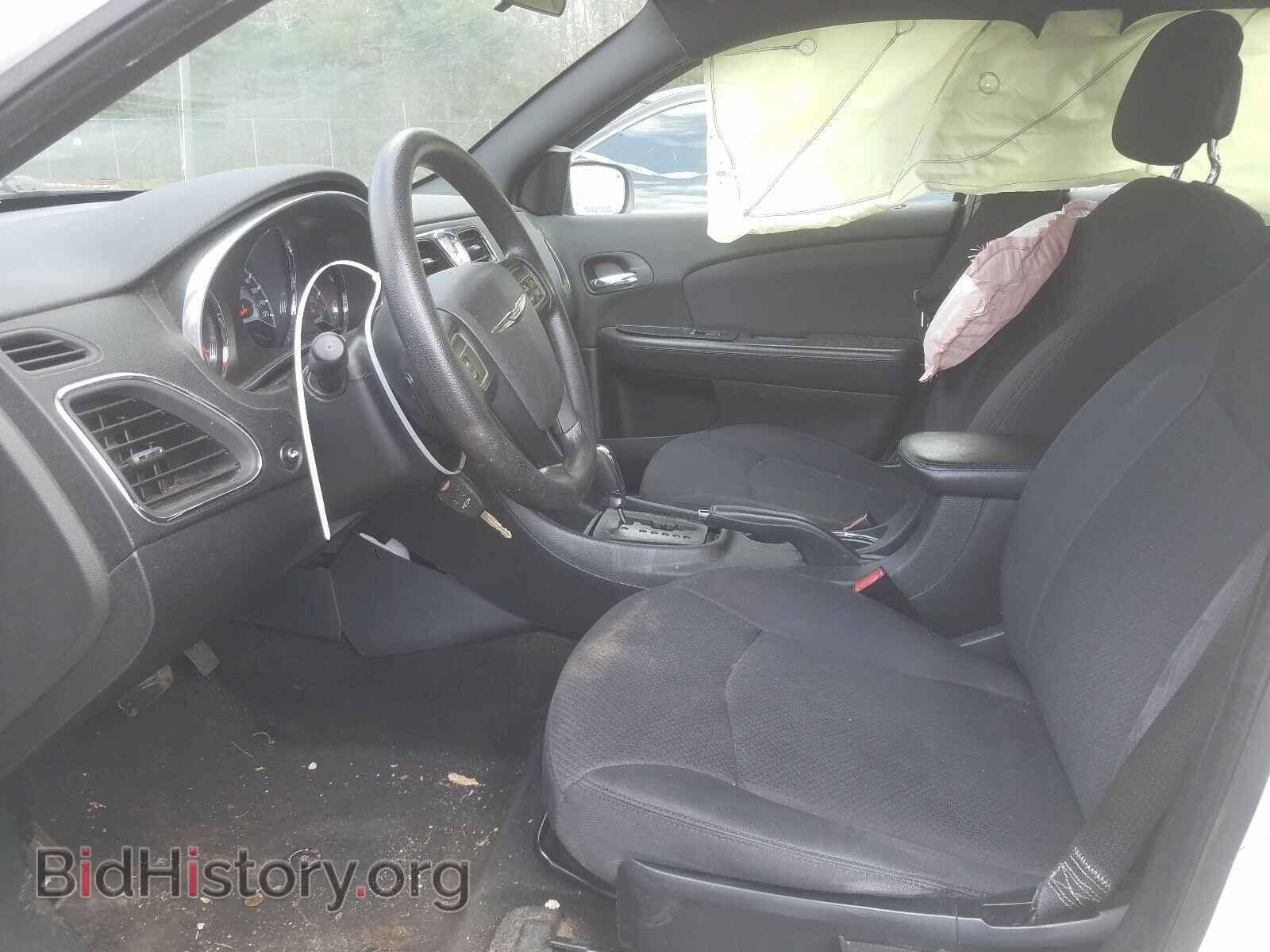 2012 CHRYSLER 200 - VIN: 1C3CCBAB2CN317743 - Фото 5