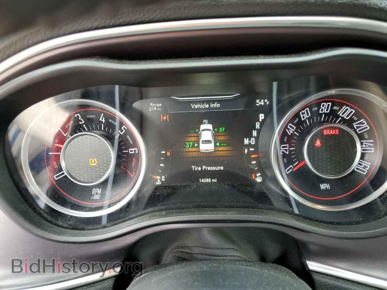 2016 DODGE CHALLENGER - VIN: 2C3CDZAG4GH125272 - Фото 9