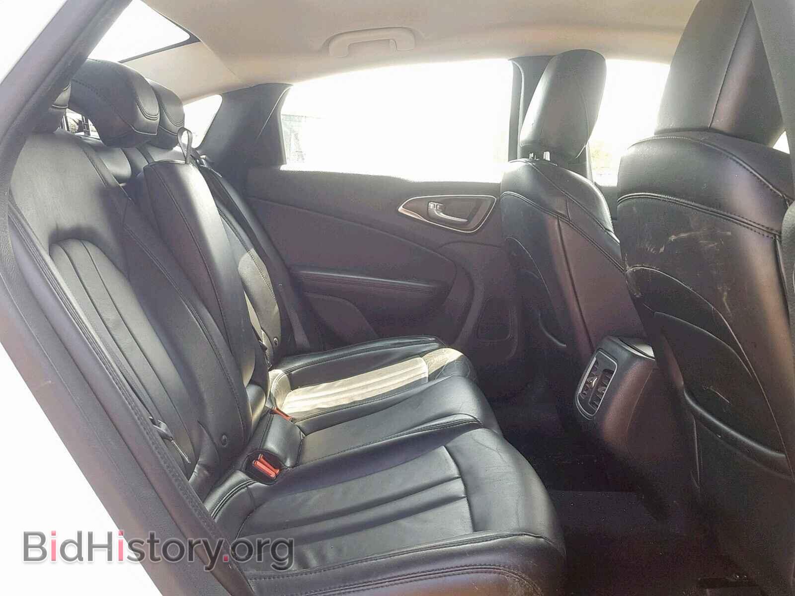 2016 CHRYSLER 200 - VIN: 1C3CCCAB1GN178300 - Фото 6