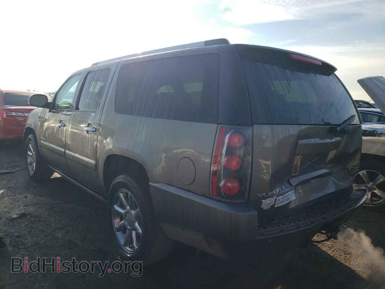 2013 GMC YUKON - VIN: 1GKS2MEF3DR110814 - Photo 2