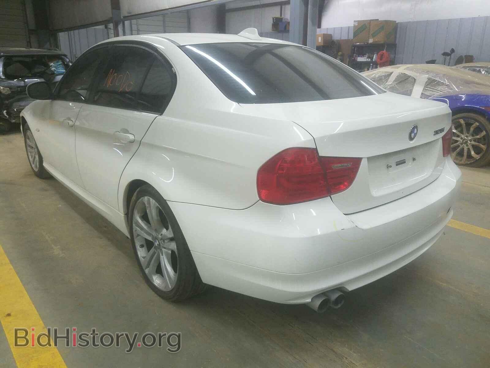 2009 BMW 3 SERIES - VIN: WBAPH73559E128559 - Фото 3
