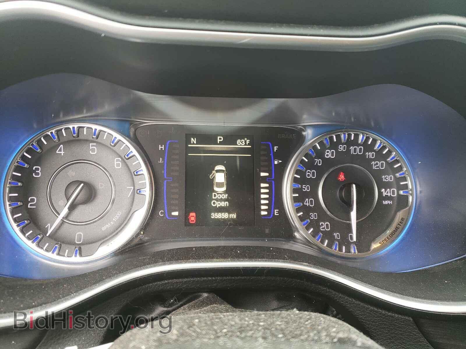 2016 CHRYSLER 200 - VIN: 1C3CCCAB7GN188460 - Фото 8