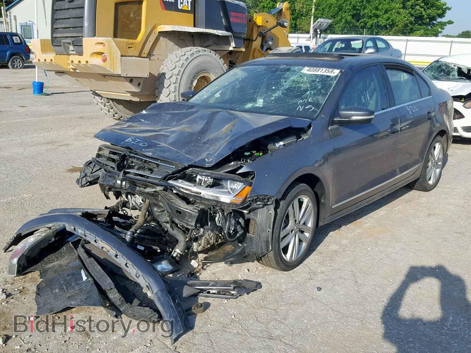 2017 VOLKSWAGEN JETTA - VIN: 3VWL17AJ8HM371696 - Photo 2