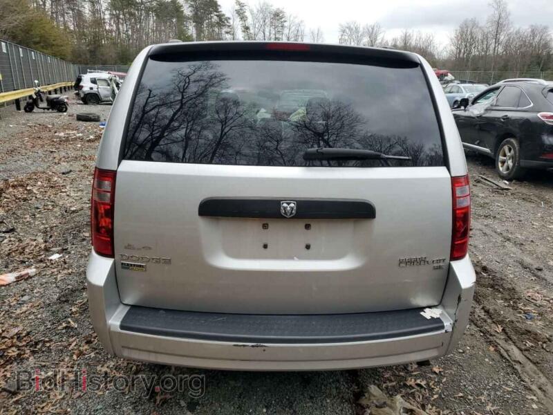 2010 Dodge CARAVAN (VIN 2D4RN4DE7AR140613) — photo 6 of 13