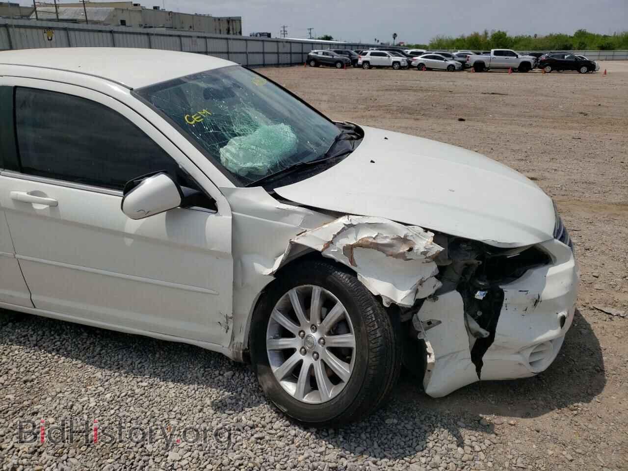2010 CHRYSLER SEBRING - VIN: 1C3CC5FB0AN147244 - Фото 9