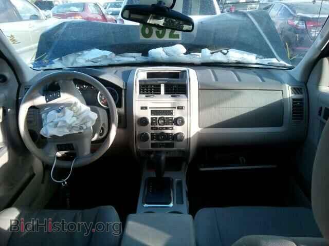 2011 FORD ESCAPE - VIN: 1FMCU0D72BKC25676 - Фото 9