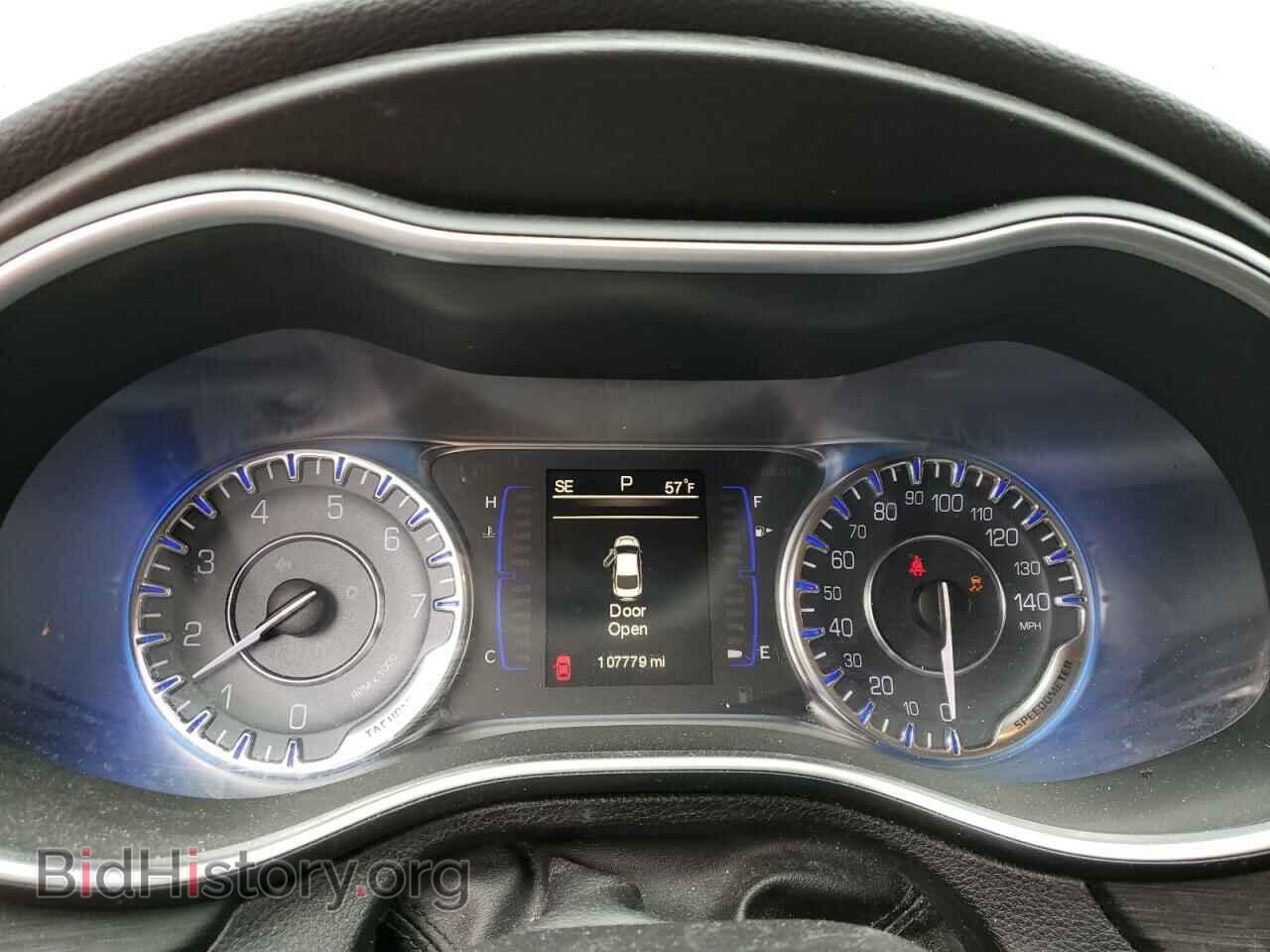 2015 CHRYSLER 200 - VIN: 1C3CCCAB5FN655292 - Фото 8