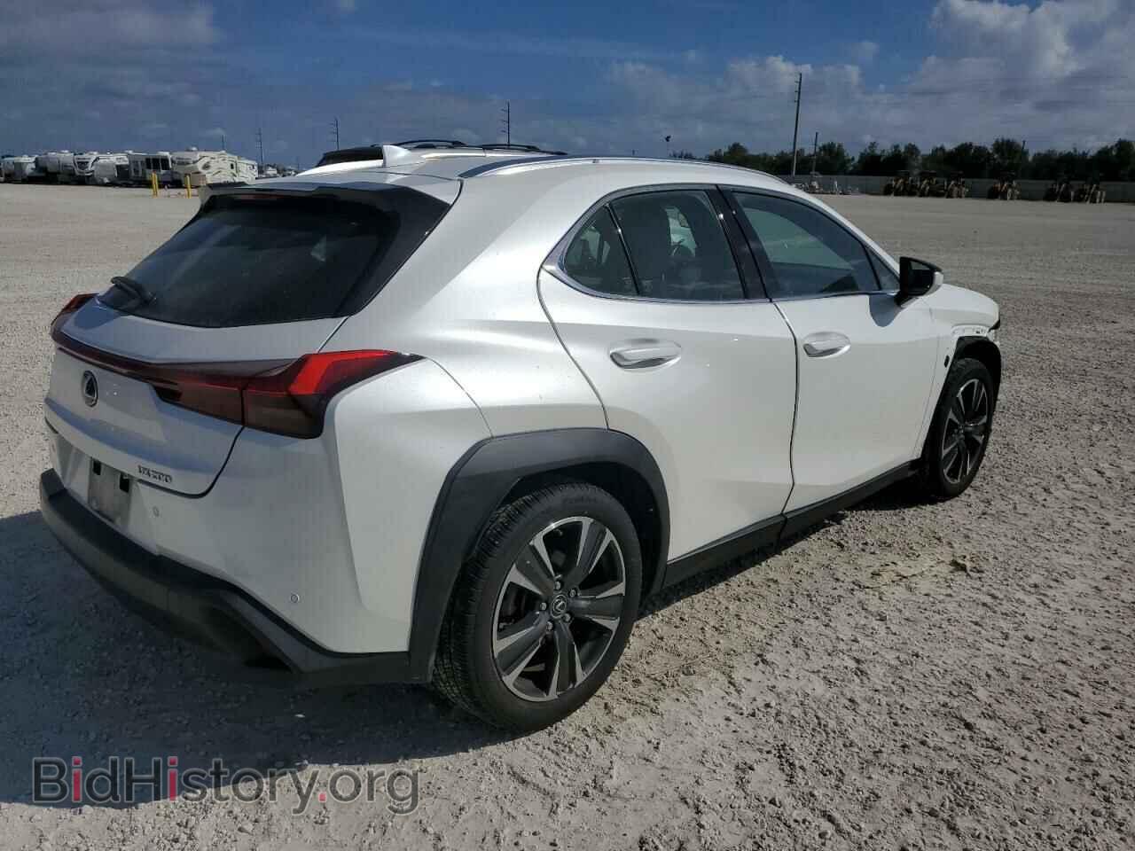 2019 LEXUS UX 200 - VIN: JTHY3JBH7K2002188 - Фото 3