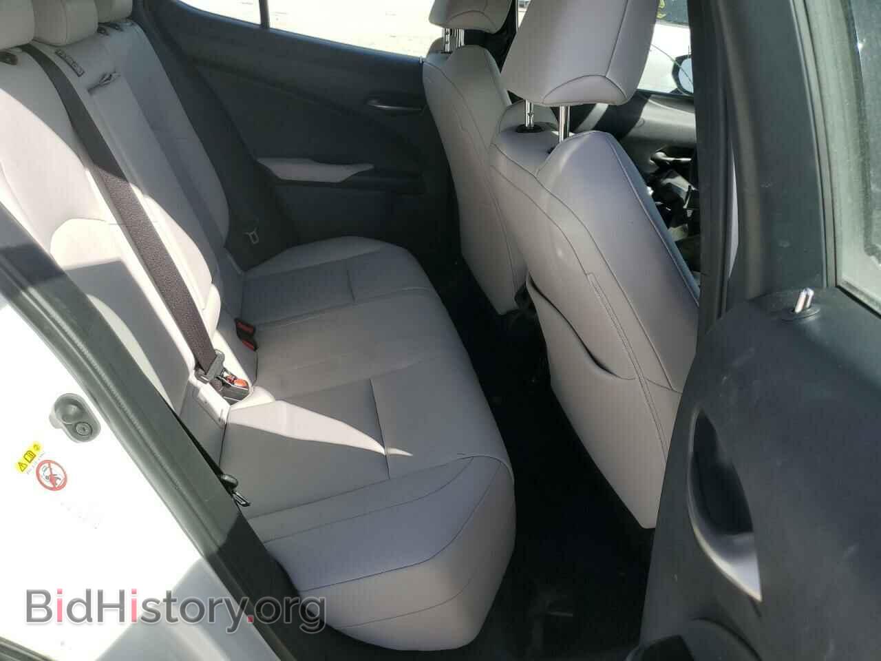 2019 LEXUS UX 200 - VIN: JTHY3JBH7K2002188 - Фото 10