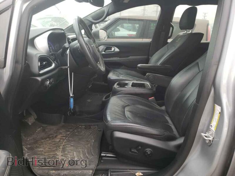 2020 Chrysler PACIFICA (VIN 2C4RC1EG6LR110846) — photo 7 of 13