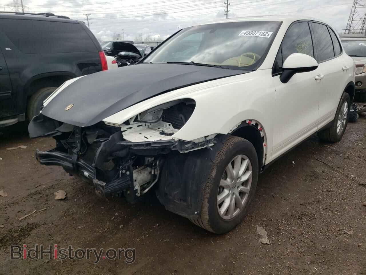 2012 PORSCHE CAYENNE - VIN: WP1AA2A28CLA03842 - Photo 2