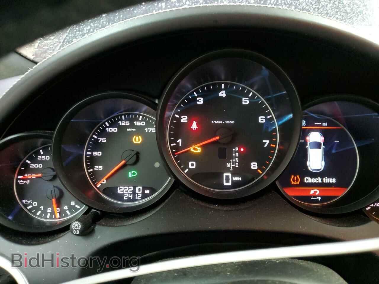 2018 PORSCHE CAYENNE - VIN: WP1AA2A29JKA05201 - Фото 9