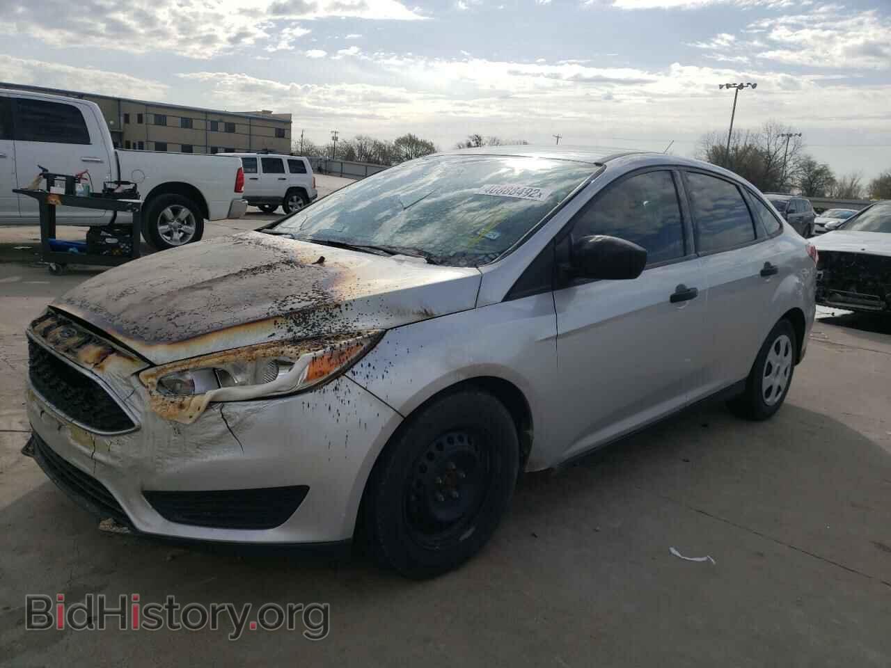 2017 FORD FOCUS - VIN: 1FADP3E28HL307828 - Фото 2