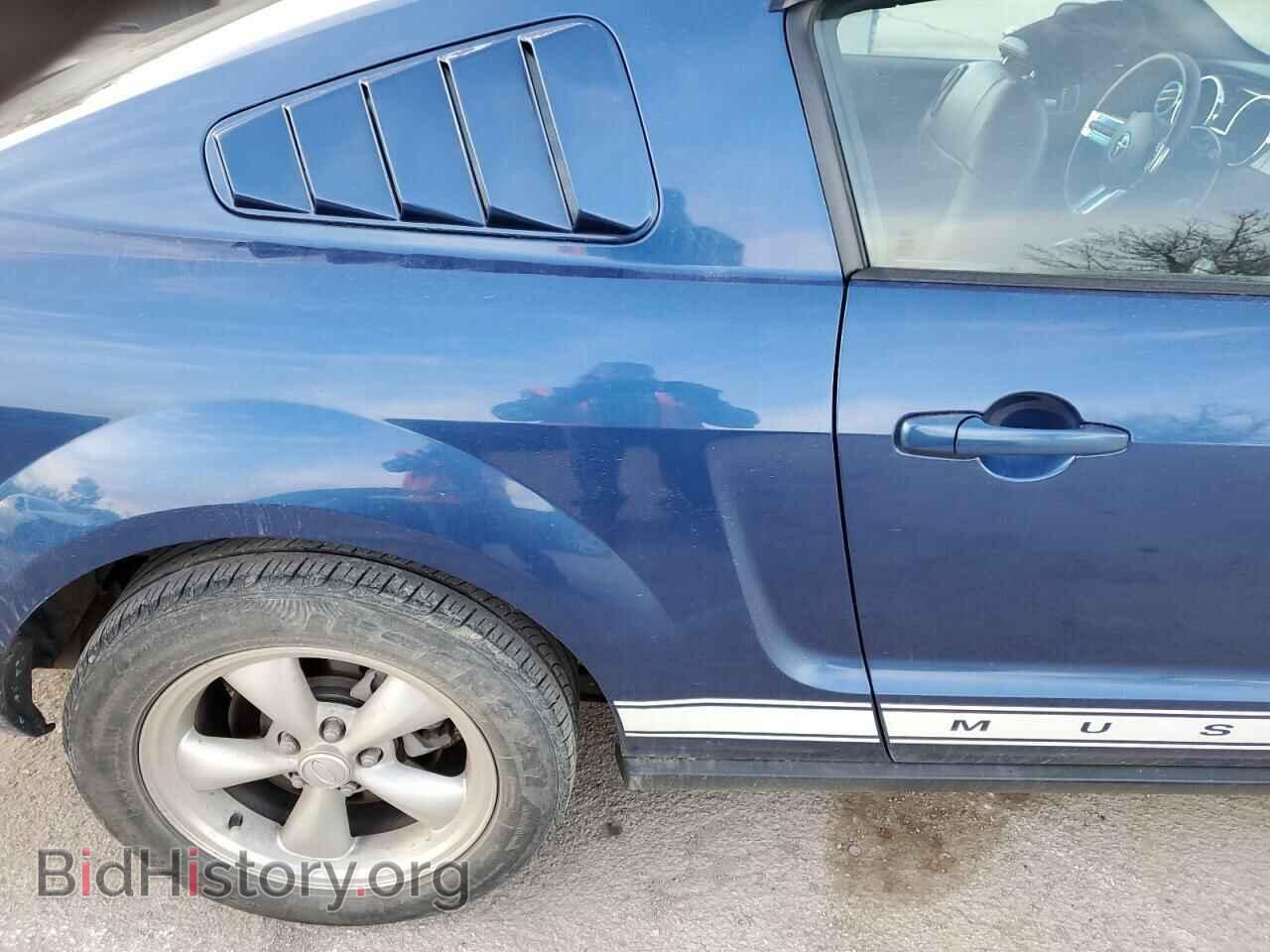 2007 FORD MUSTANG - VIN: 1ZVFT80N975257972 - Фото 10