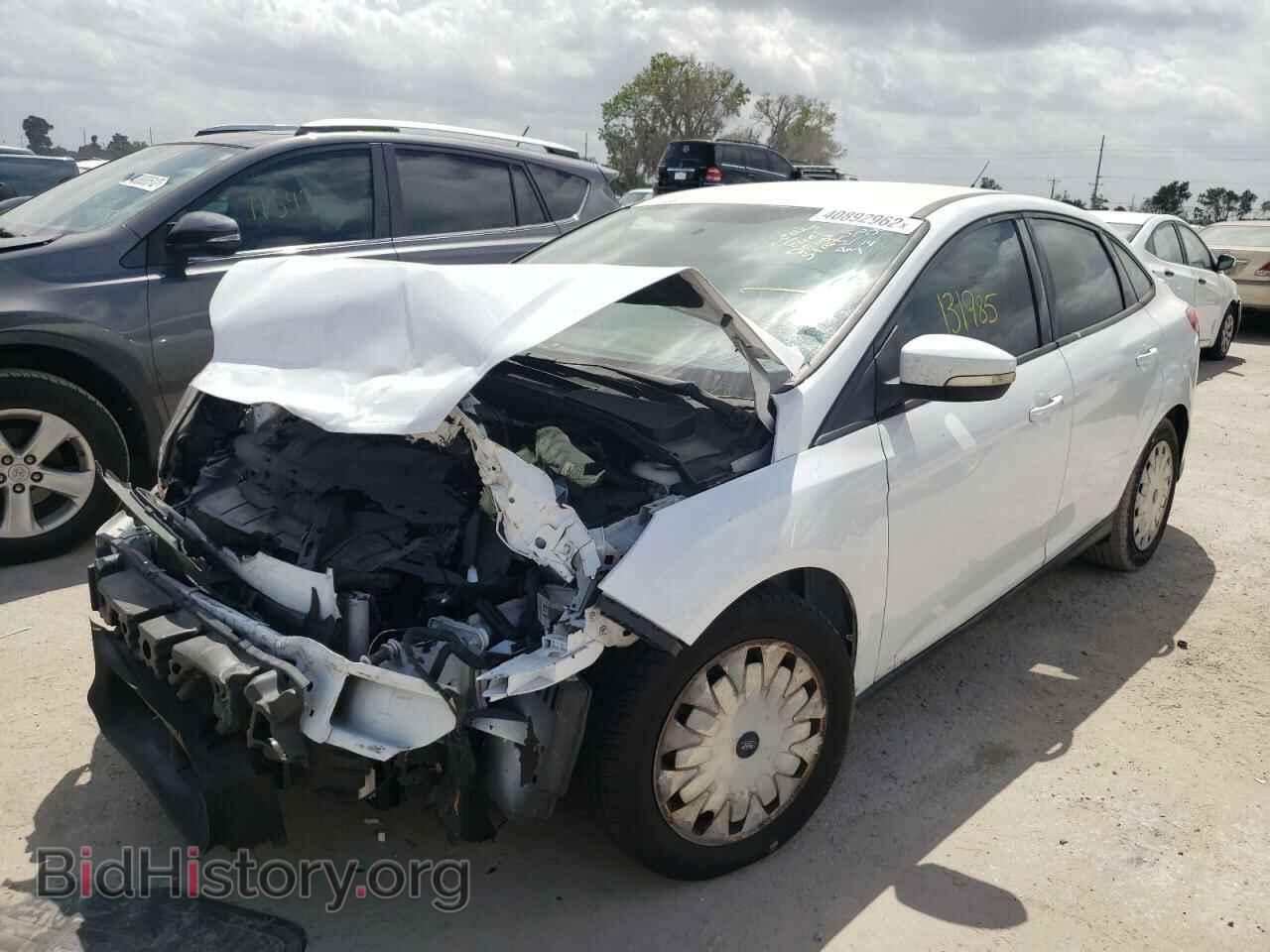 2013 FORD FOCUS - VIN: 1FADP3F26DL207882 - Photo 2