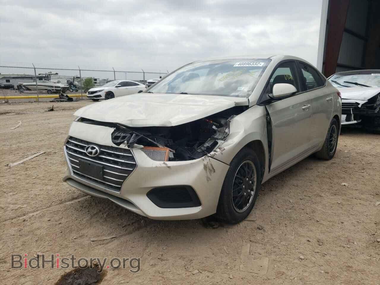 2019 HYUNDAI ACCENT - VIN: 3KPC24A35KE076637 - Фото 2