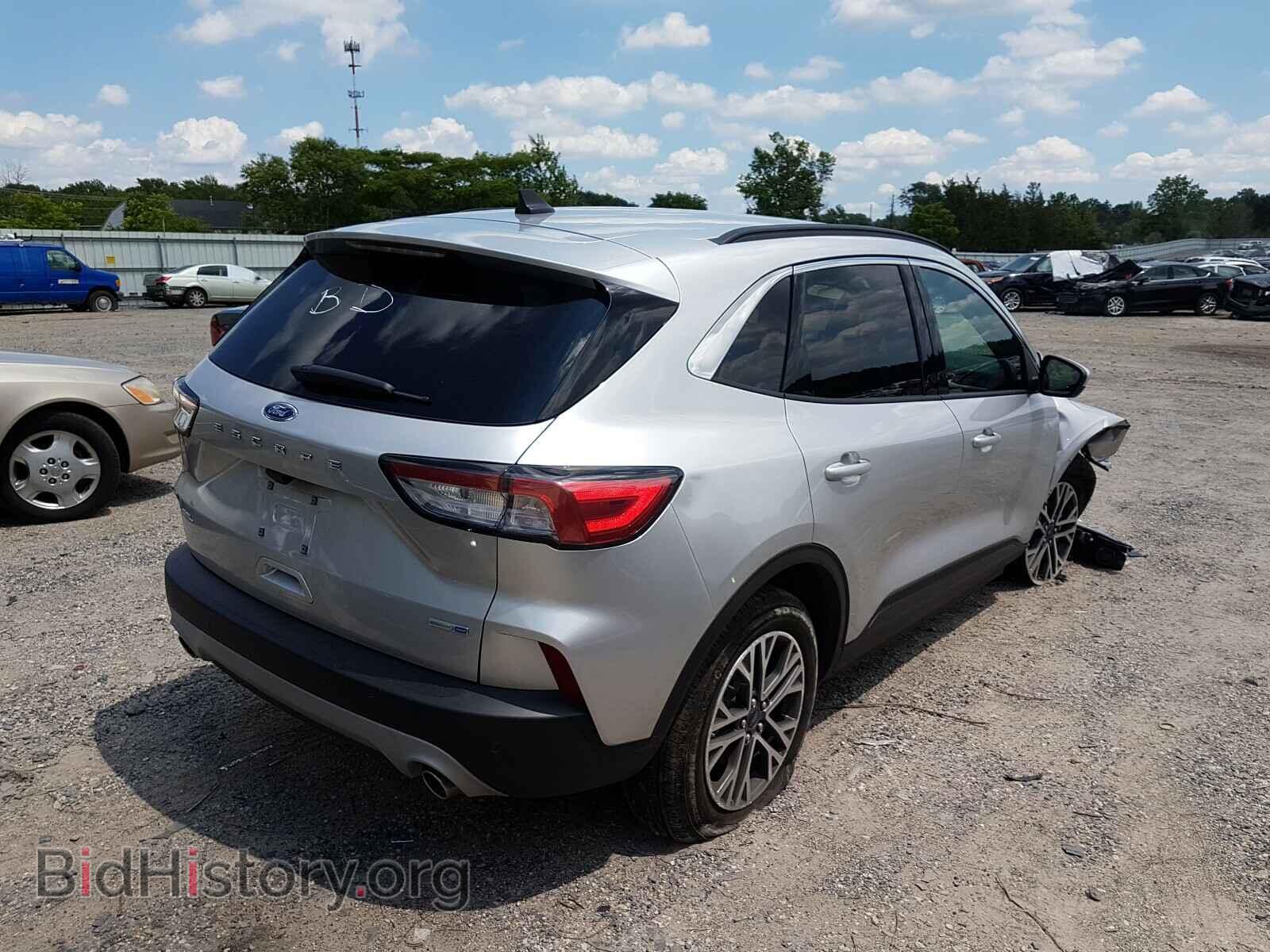 2020 FORD ESCAPE - VIN: 1FMCU9H64LUB17295 - Фото 4
