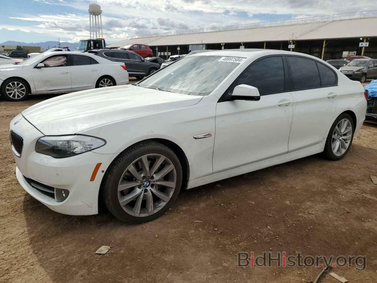 Photo WBAFR7C51BC800692 - BMW 5 SERIES 2011