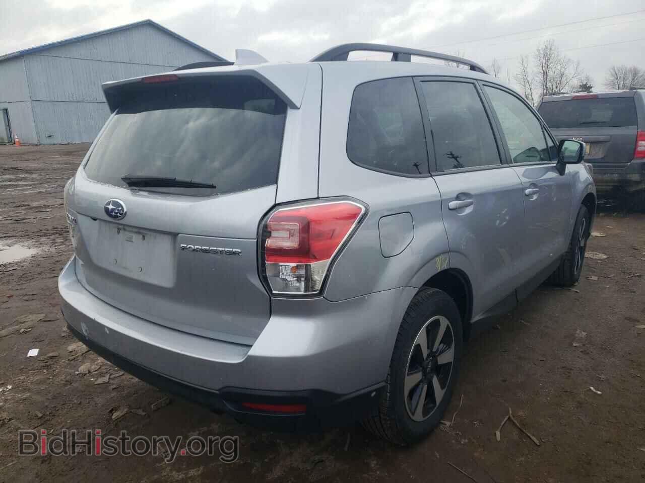 2018 SUBARU FORESTER - VIN: JF2SJAEC4JH458370 - Фото 4