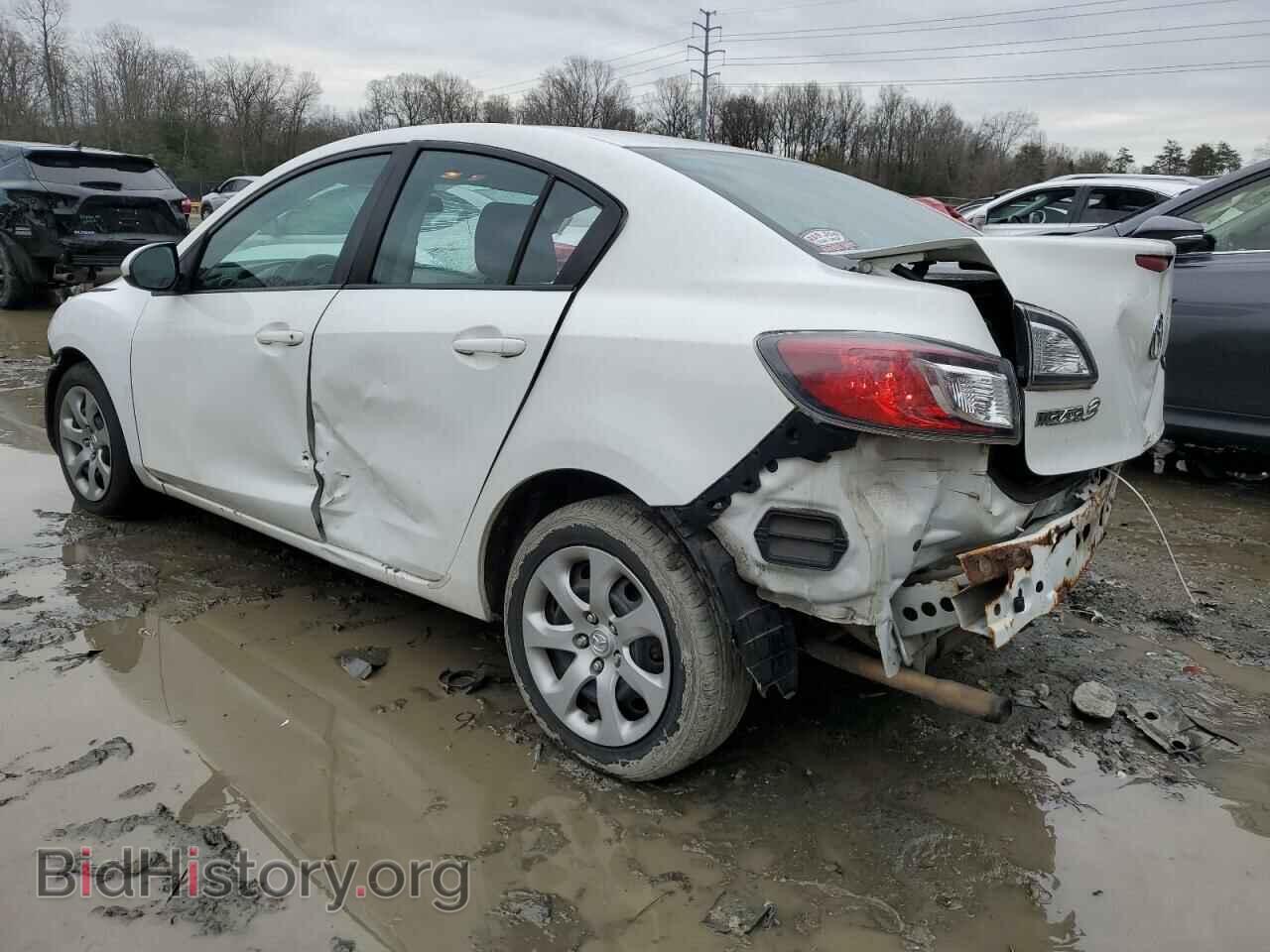 2011 MAZDA 3 - VIN: JM1BL1UG8B1498104 - Фото 2