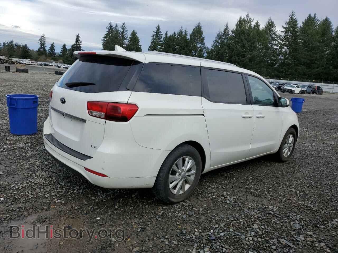 2017 KIA All Models - VIN: KNDMB5C19H6229640 - Photo 3