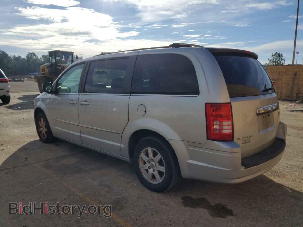 2010 CHRYSLER MINIVAN - VIN: 2A4RR5D19AR270830 - Photo 2