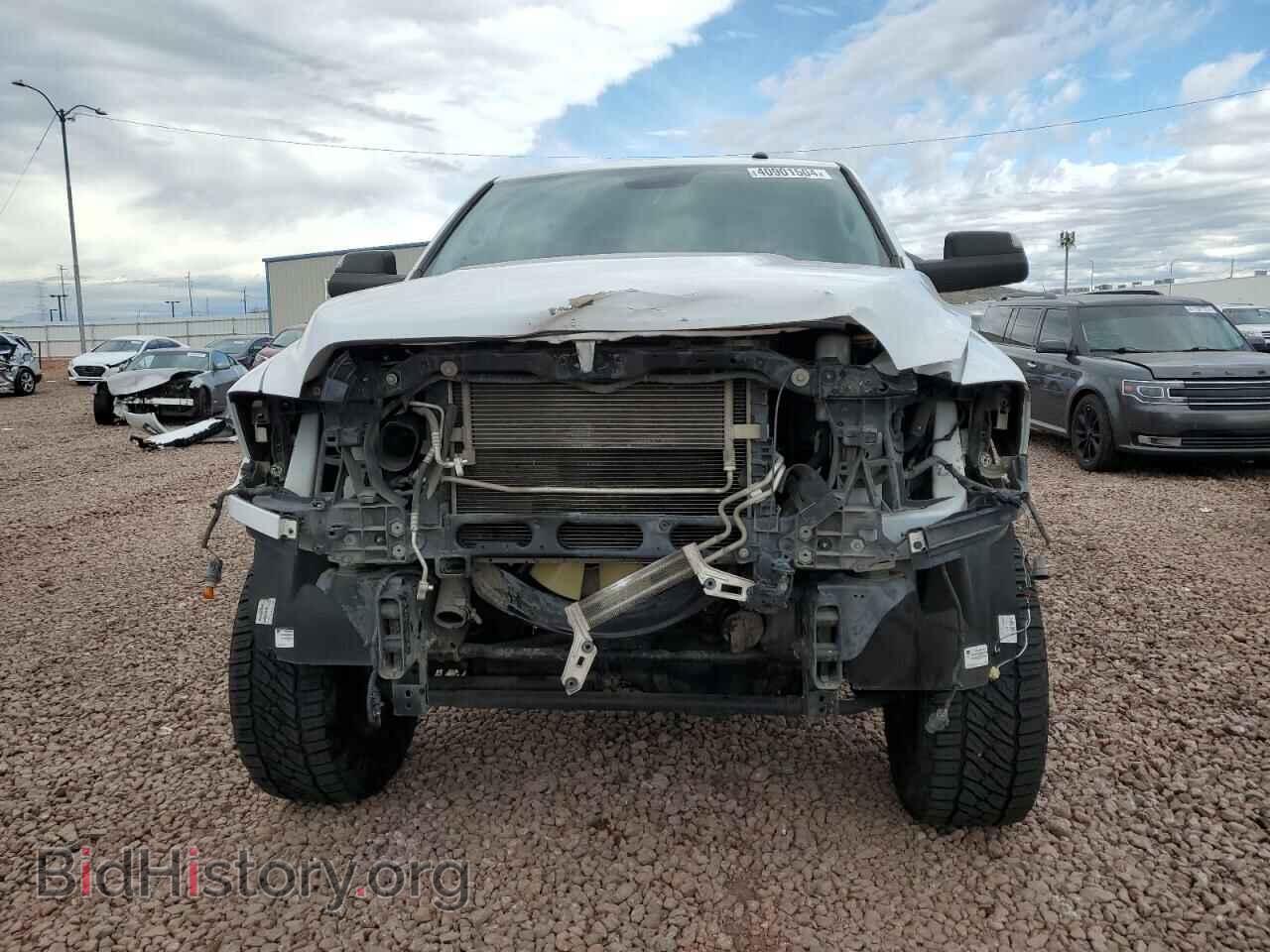 2018 RAM All Models - VIN: 3C6UR5CL4JG269245 - Photo 5