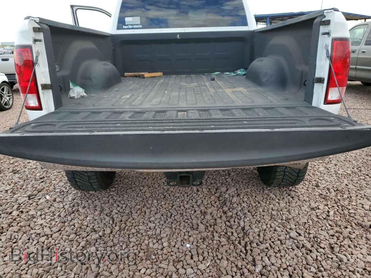 2018 RAM All Models - VIN: 3C6UR5CL4JG269245 - Photo 6