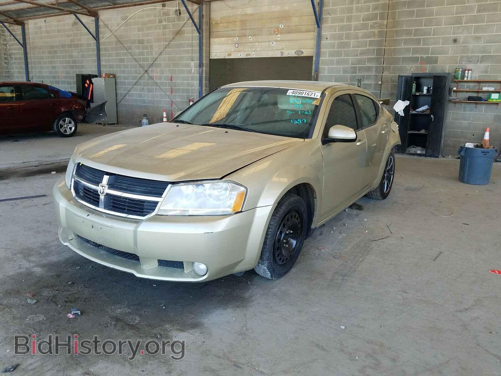 2010 DODGE AVENGER - VIN: 1B3CC5FV4AN161297 - Фото 2