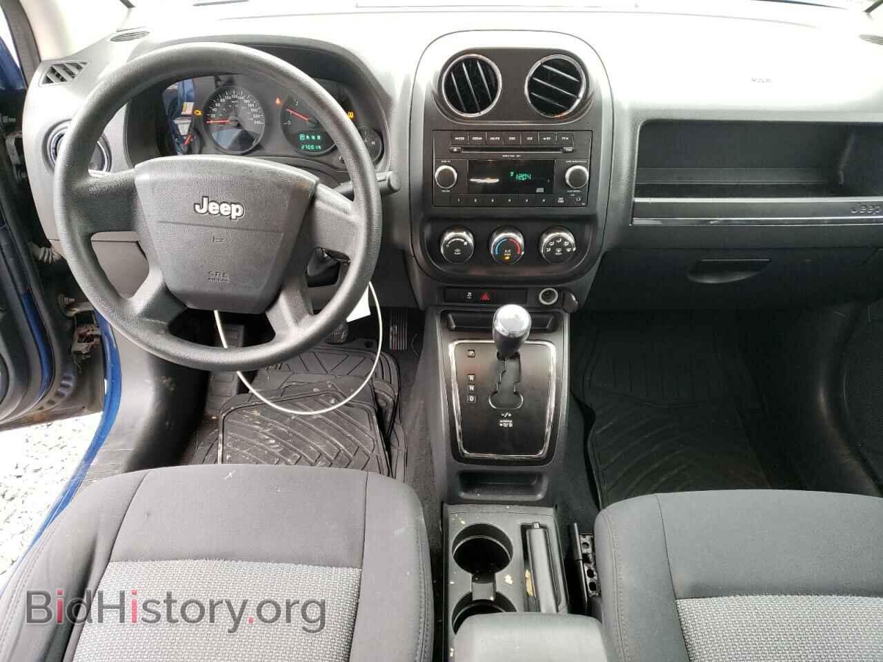 2010 JEEP COMPASS - VIN: 1J4NT4FB3AD515043 - Фото 8