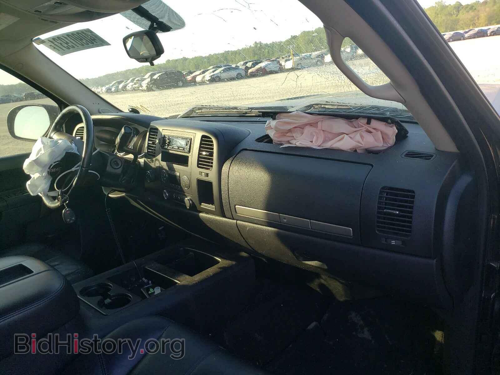 2011 GMC SIERRA - VIN: 1GTR2VE37BZ207162 - Фото 8