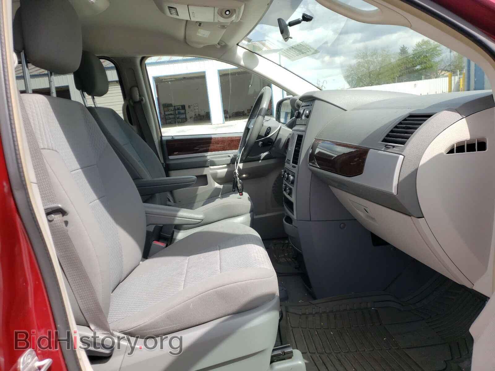 2010 CHRYSLER MINIVAN - VIN: 2A4RR5DX6AR393845 - Фото 5