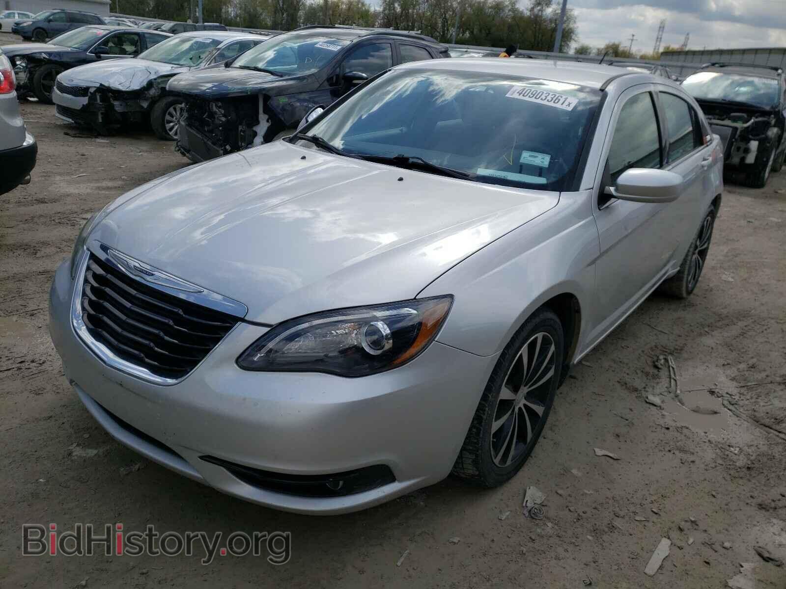 2012 CHRYSLER 200 - VIN: 1C3CCBBG4CN305202 - Фото 2