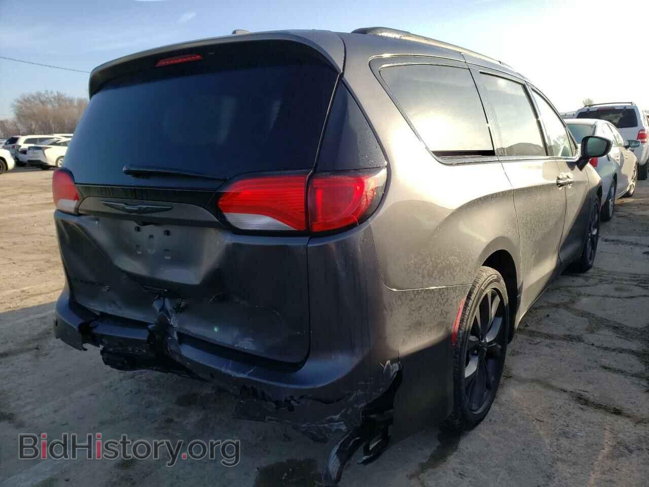 2018 CHRYSLER PACIFICA - VIN: 2C4RC1BGXJR227900 - Photo 3