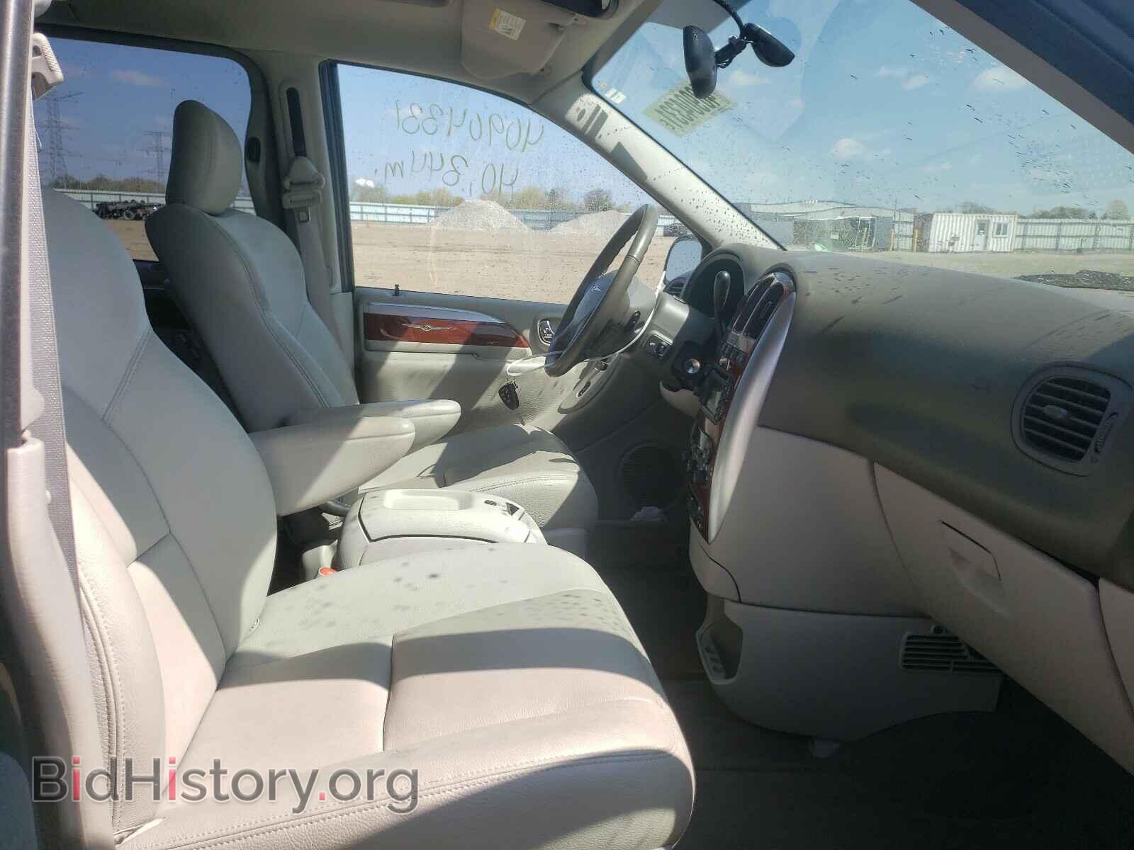 2006 CHRYSLER MINIVAN - VIN: 2A4GP64L26R615983 - Фото 5
