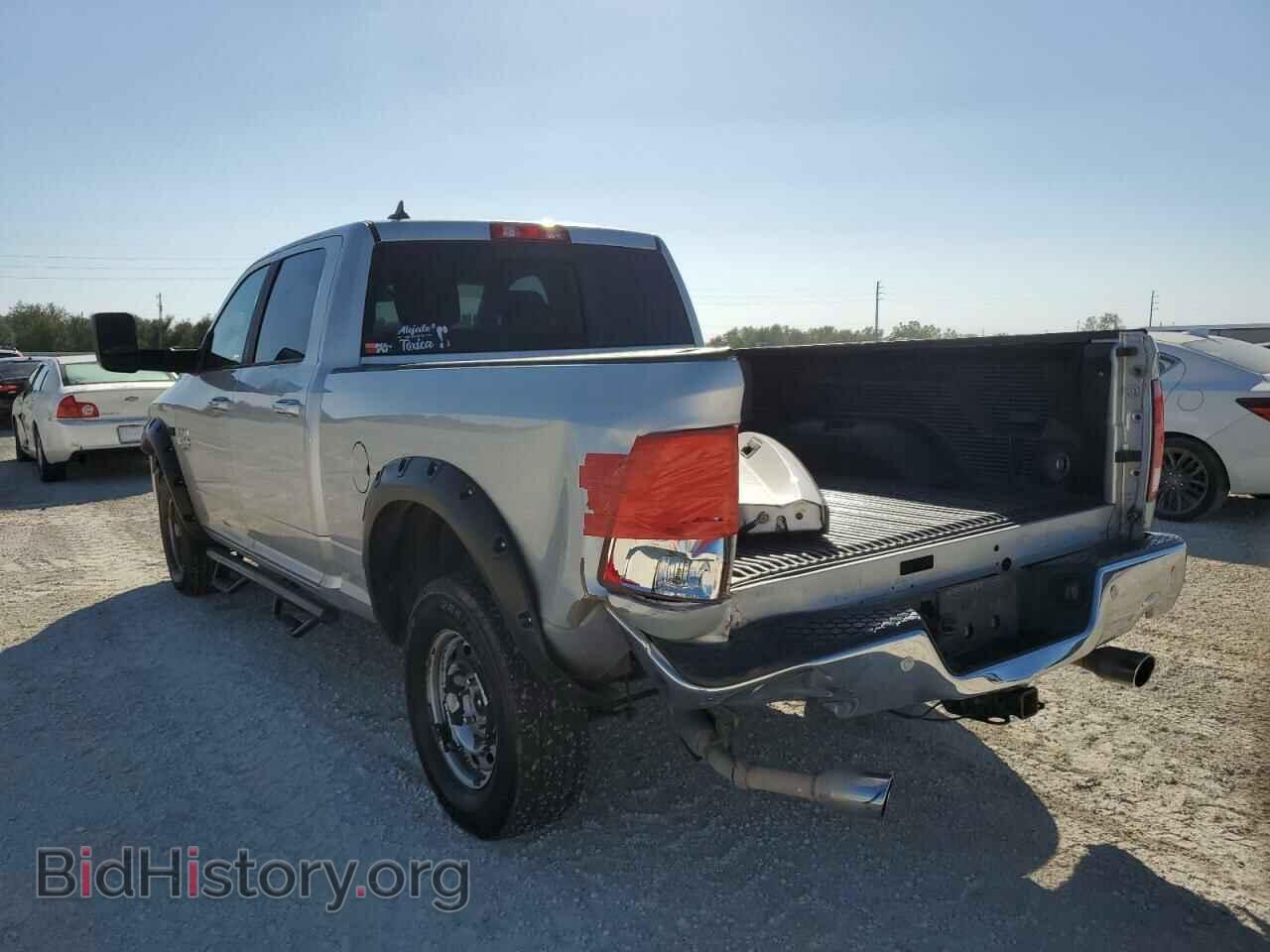 2019 RAM 1500 - VIN: 1C6RR7TT1KS576156 - Фото 2