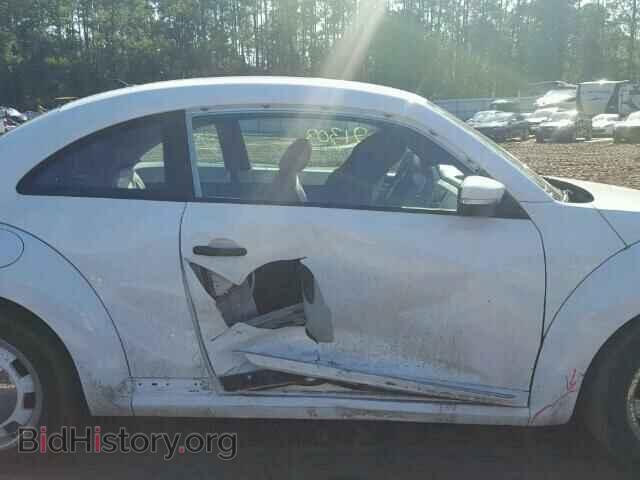2015 VOLKSWAGEN BEETLE - VIN: 3VWF17AT7FM653372 - Фото 9