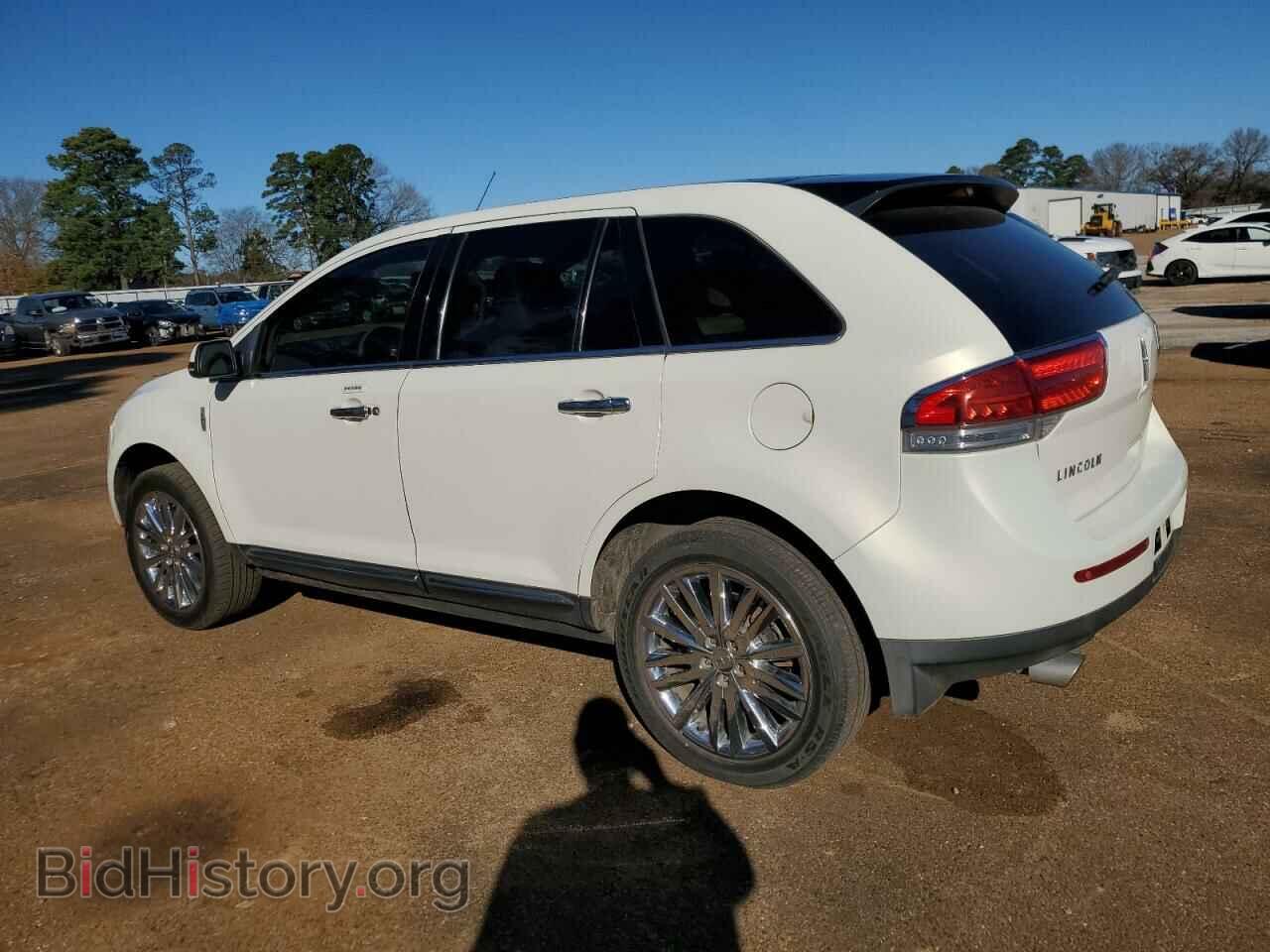 2012 LINCOLN MKX - VIN: 2LMDJ6JK0CBL00917 - Photo 2