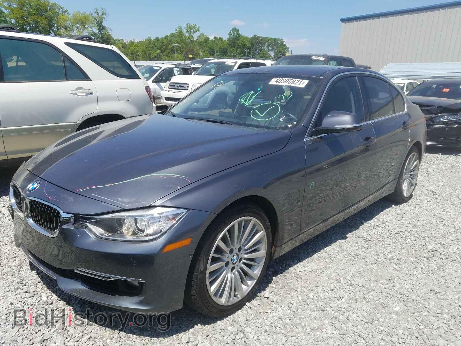 2013 BMW 1 SERIES - VIN: WBA3F9C56DF145163 - Фото 2