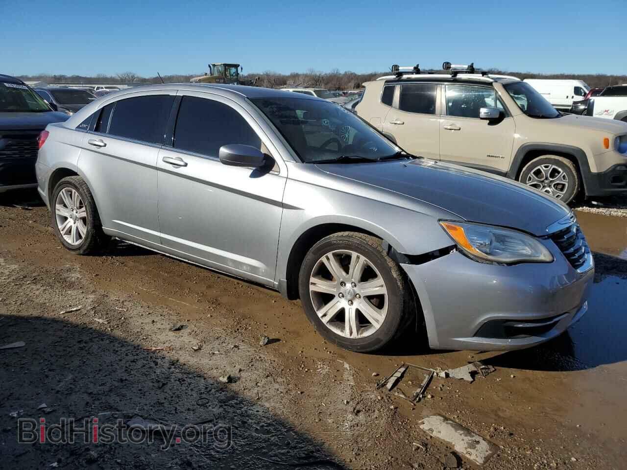 2013 CHRYSLER 200 - VIN: 1C3CCBBB3DN734319 - Фото 4