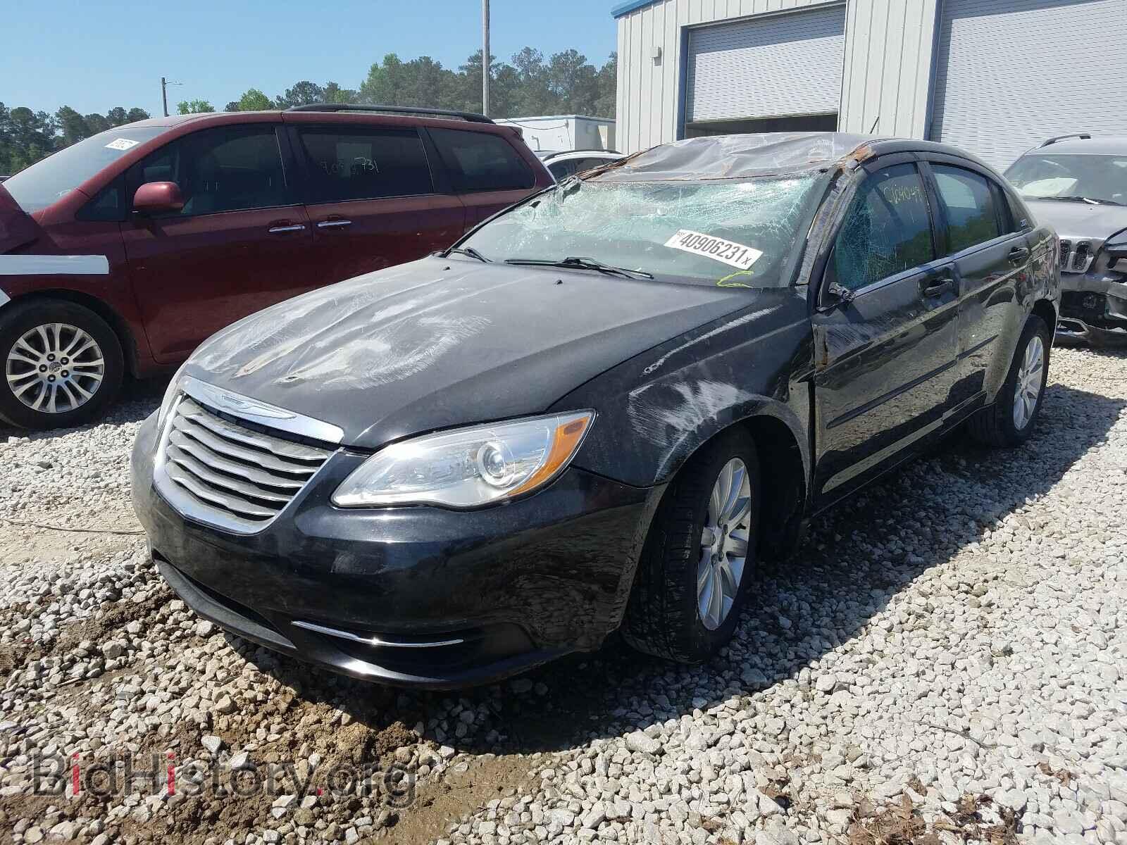 2013 CHRYSLER 200 - VIN: 1C3CCBBB9DN645838 - Фото 2