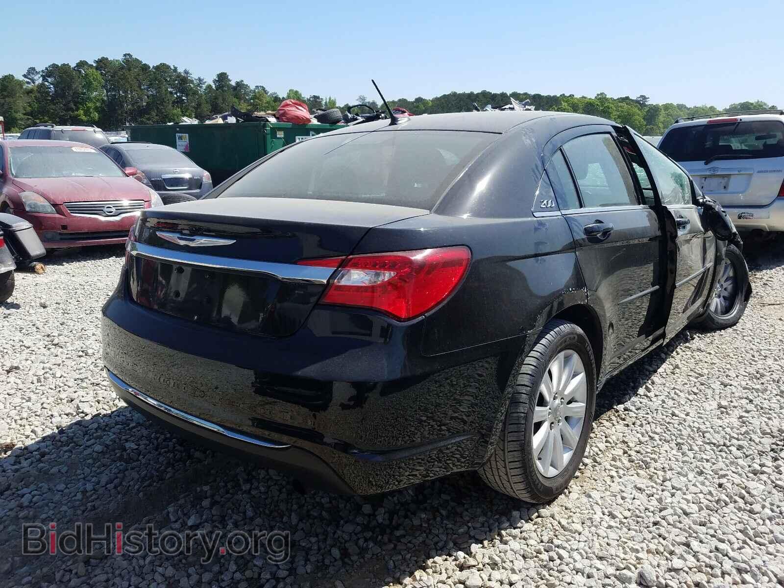 2013 CHRYSLER 200 - VIN: 1C3CCBBB9DN645838 - Фото 4