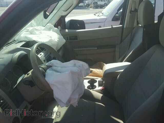 2011 FORD ESCAPE - VIN: 1FMCU0D72BKB03156 - Photo 5