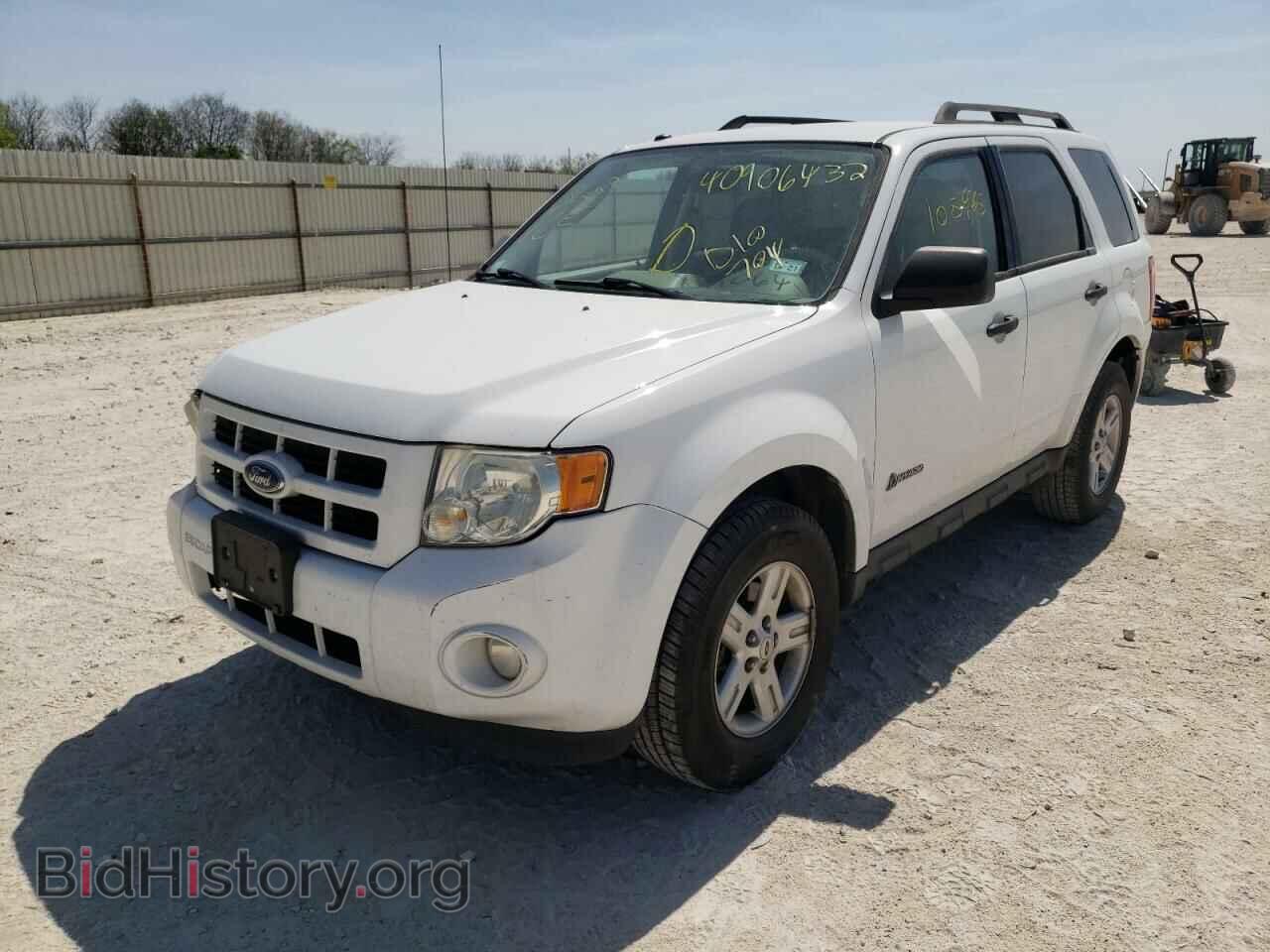 2009 FORD ESCAPE - VIN: 1FMCU49329KD10704 - Фото 2