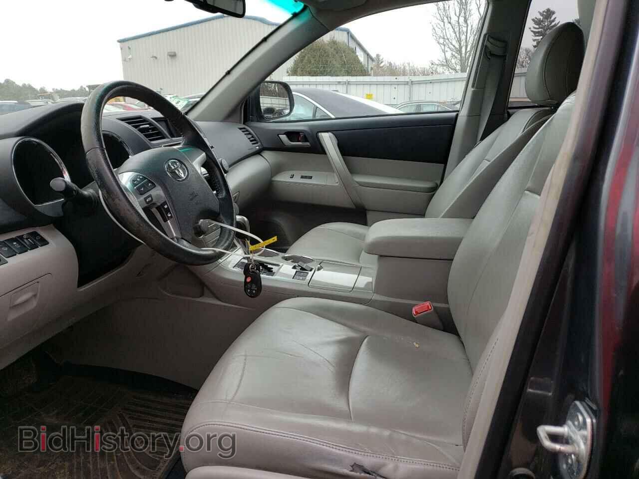 2013 TOYOTA HIGHLANDER - VIN: 5TDBK3EH8DS235459 - Фото 7
